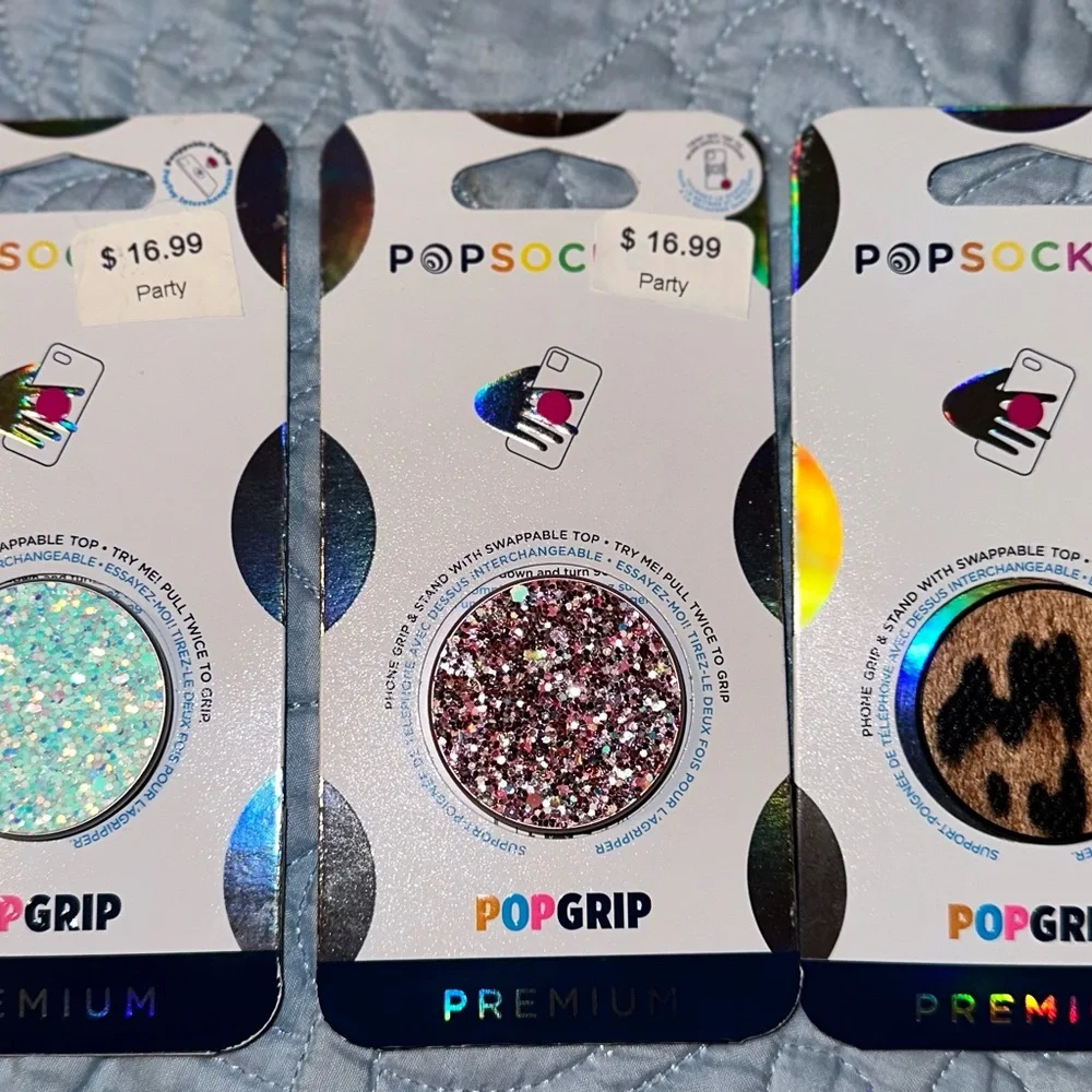 12 Brand New Popsockets. Each one is priced differently